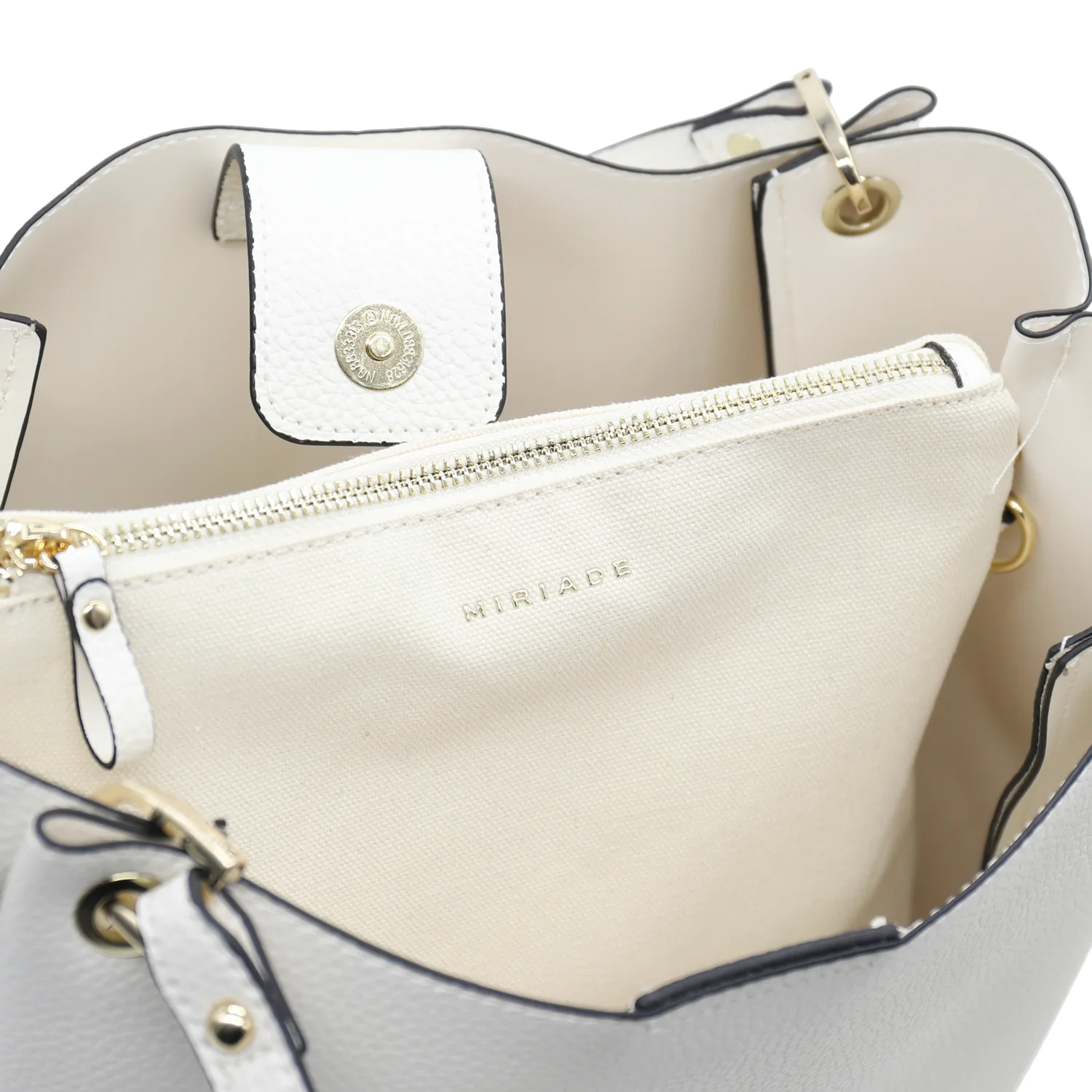 Shopping MANNY - Image 10